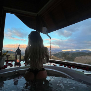 Nathalia Valente fresh gals